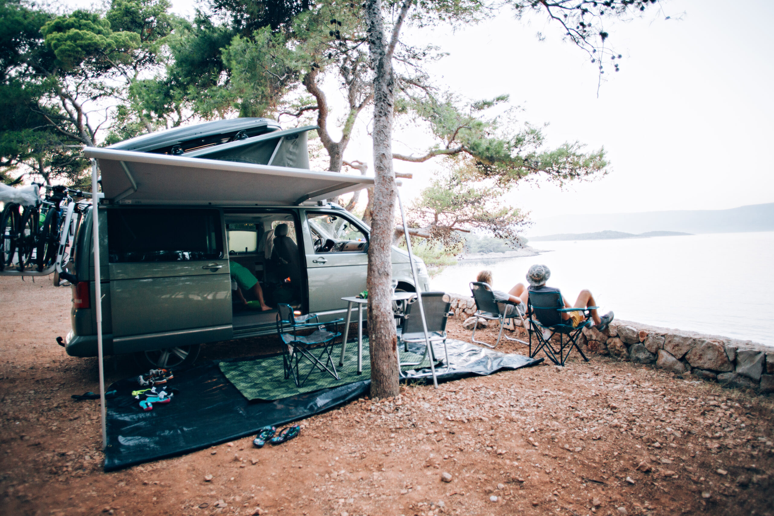 camper van tarp canopy idea