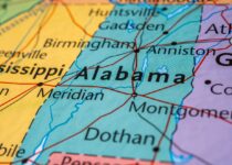Your Ultimate Guide for Traveling to Alabama in a Van  