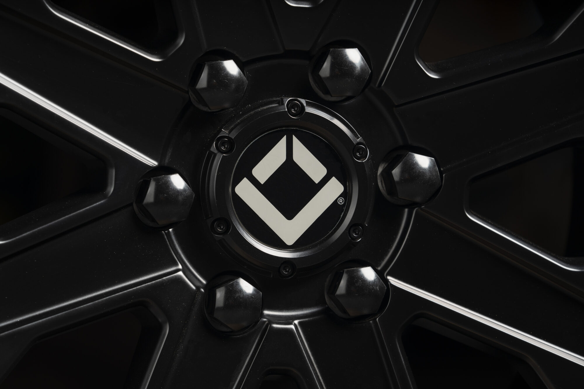 The center hub cap with a Outside Van emblem