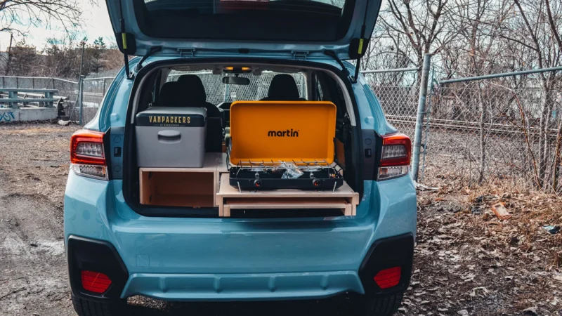 Sleep'In Kit - SUV & hatchback car camper conversion | VANPACKERS® Kitchen setup